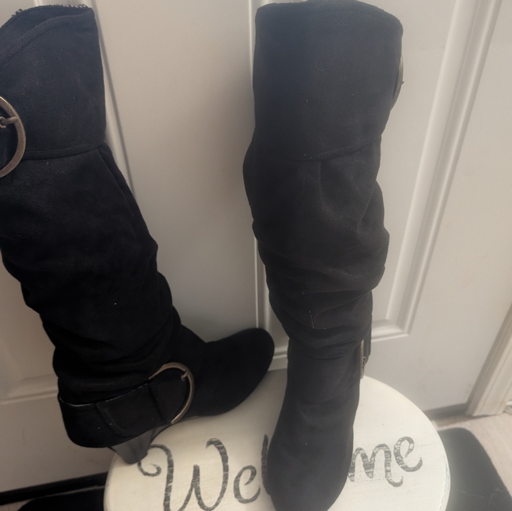 naughty monkey Black Slouchy Mid-Calf Heeled Boots with Buckle - Picture 2 of 4